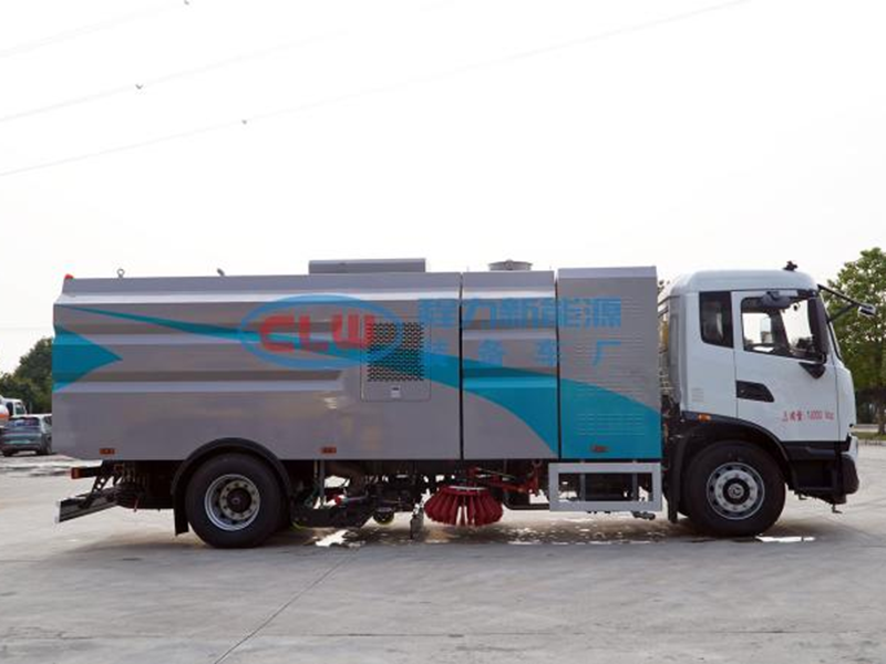 東風天錦CL5182TXSBEV型純電動洗掃車