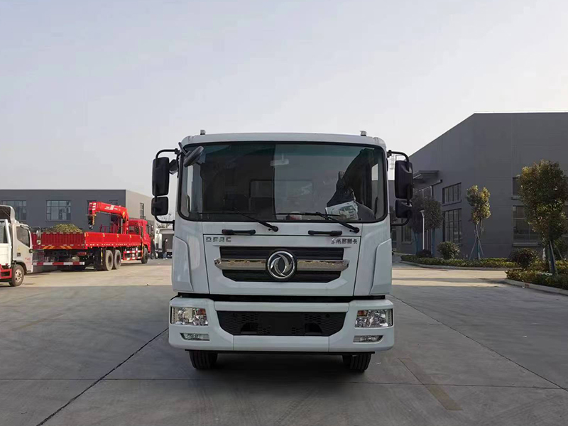 東風D9玉柴165馬力10方--3950軸距