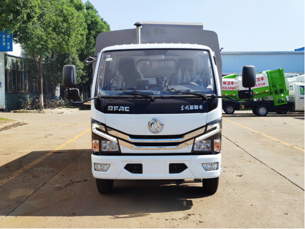 小多利卡玉柴吸塵車國(guó)六新款